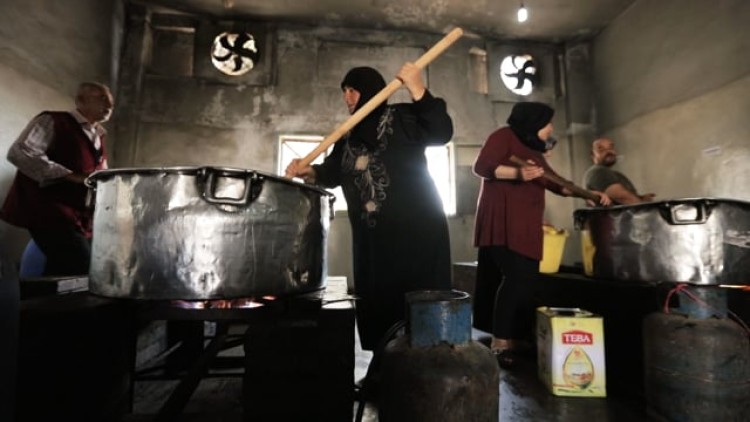 Aleppo Kitchen in Action